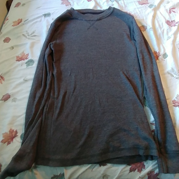 Shirt - Picture 2 of 3